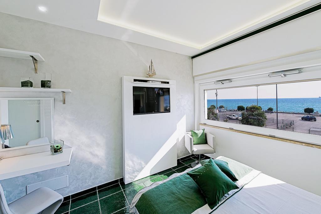 La Madegra Seasuite Salerno Habitación foto
